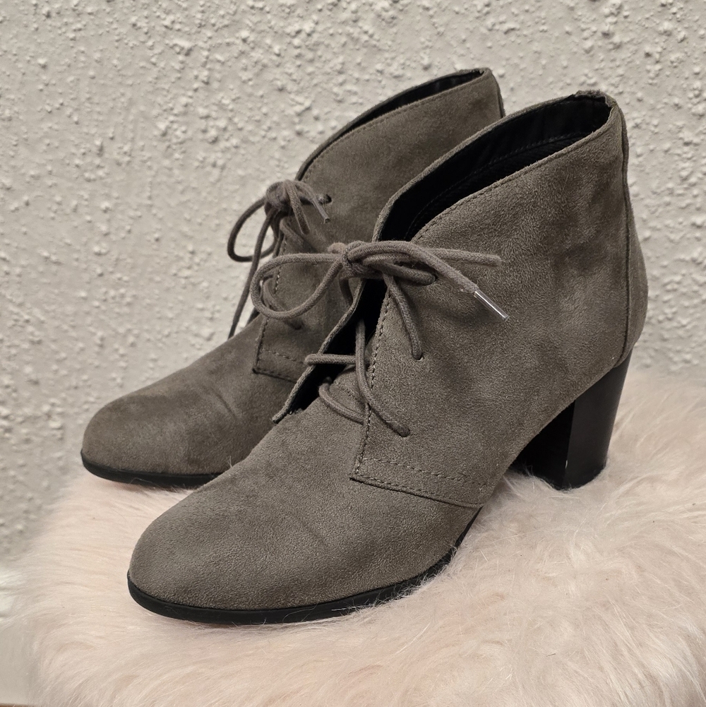 Womens Gray Heeled Boots